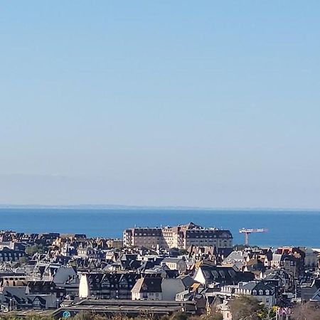 Maison De Charme Avec Vue Mer Трувиль-сюр-Мер Экстерьер фото
