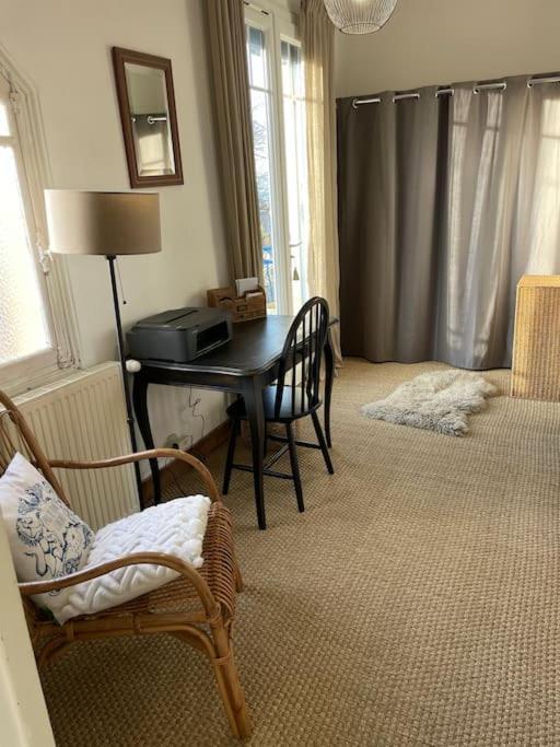 Maison De Charme Avec Vue Mer Трувиль-сюр-Мер Экстерьер фото